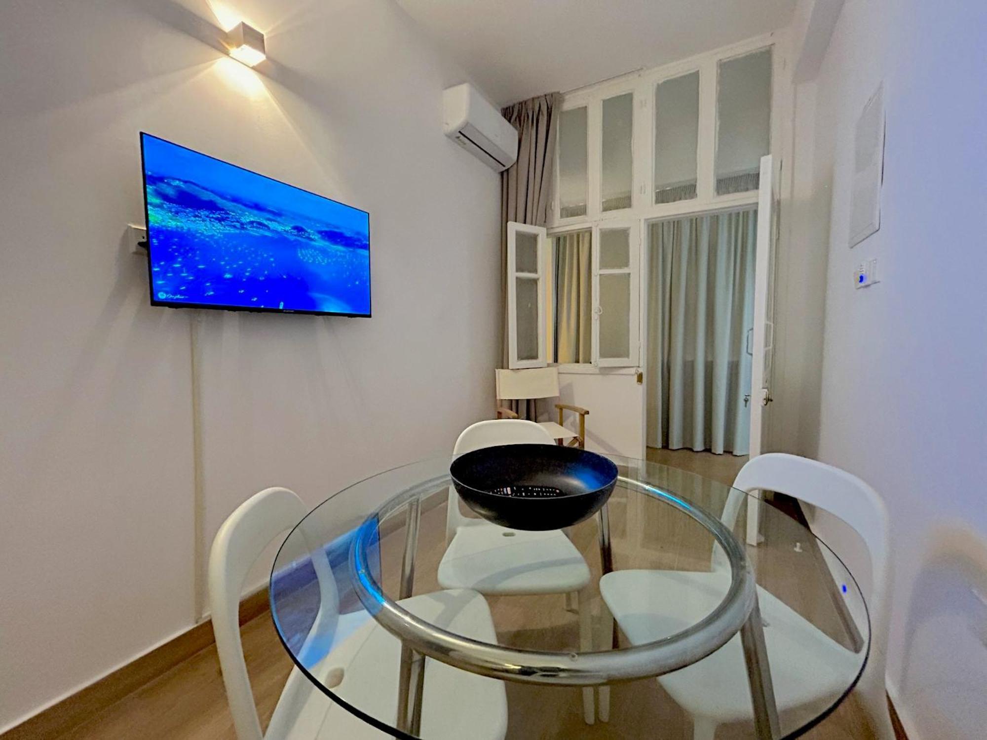 Queen Regina Suites By Platform 357 Nicósia Exterior foto