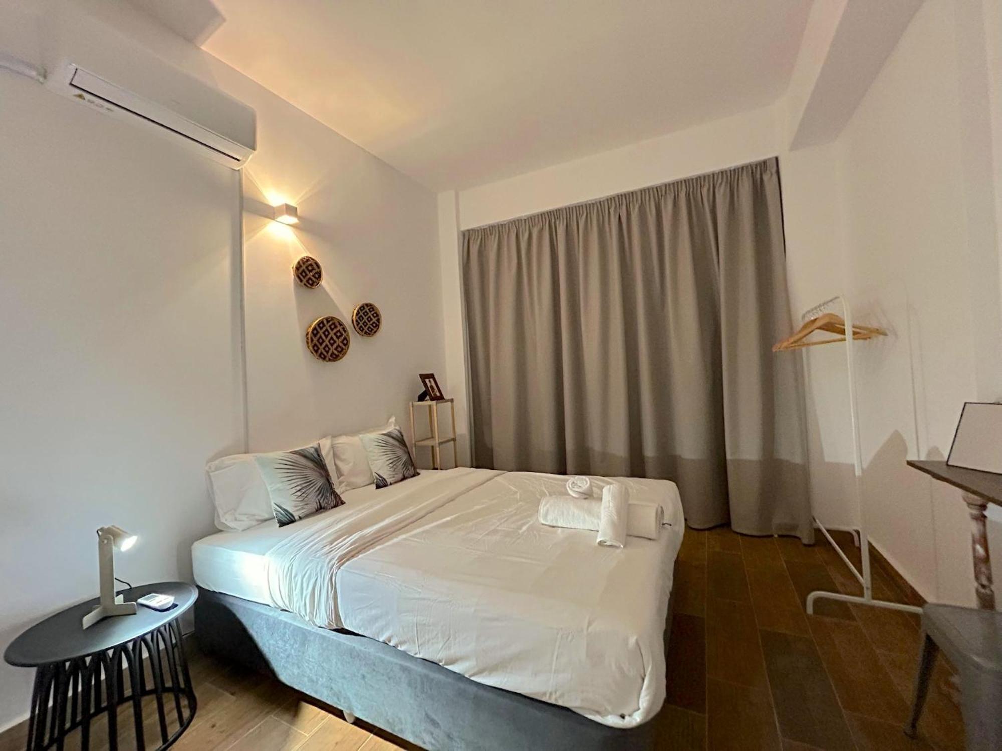 Queen Regina Suites By Platform 357 Nicósia Exterior foto